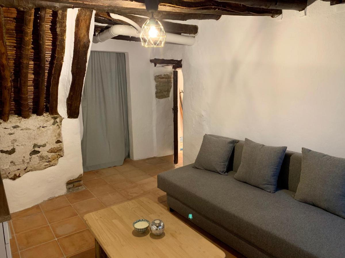 Tinao De Las Alcantaras Lanjaron Exterior photo